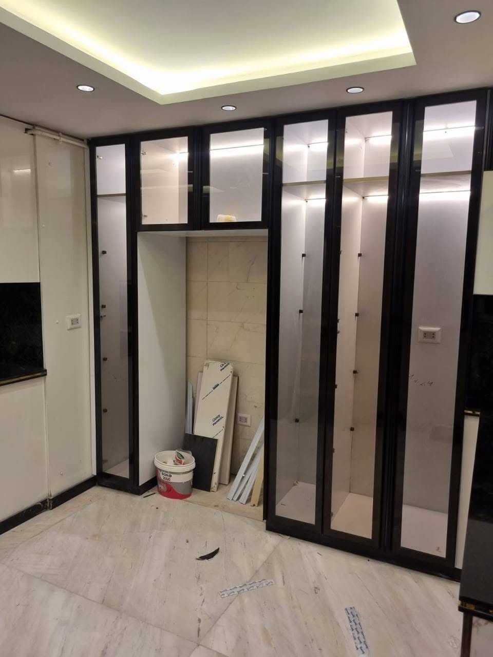 مطبخ اسود